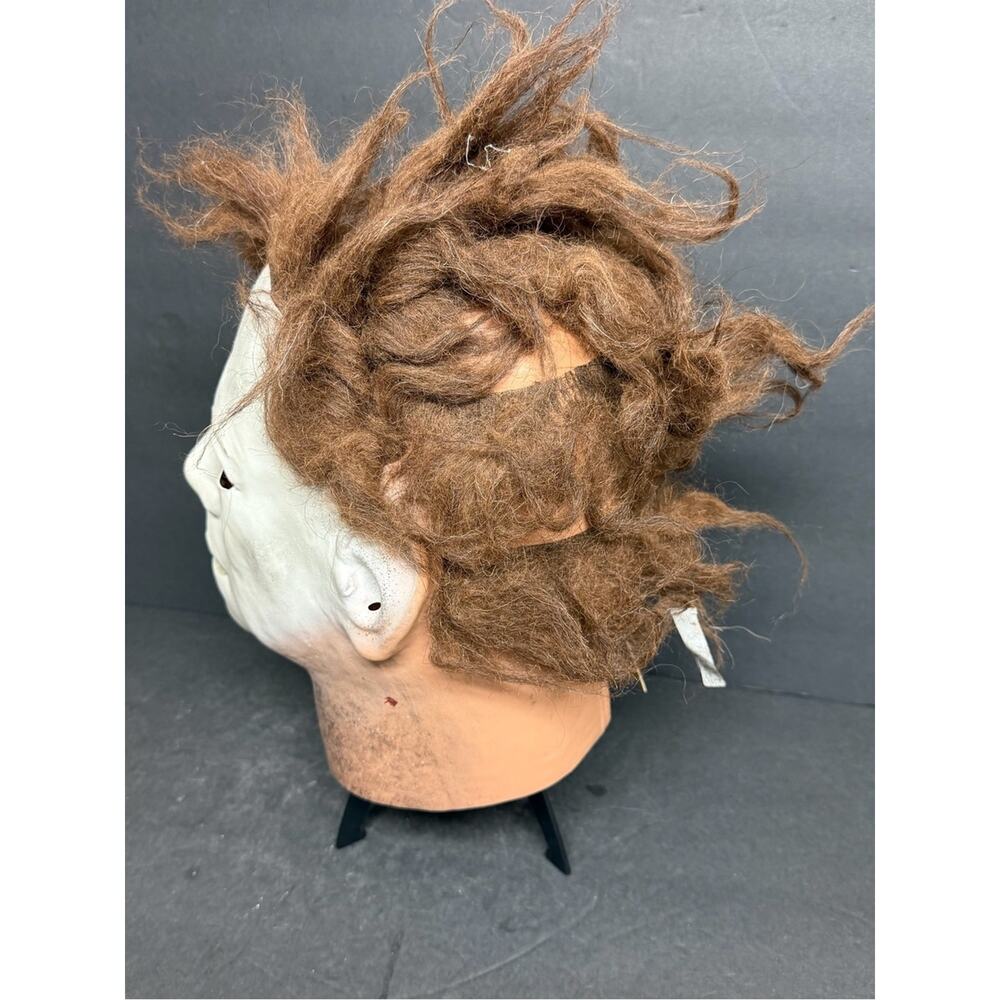 Michael Myers Halloween 2 Mask Justin Mabry trick-or-treat Studios RARE - Picture 2 of 4